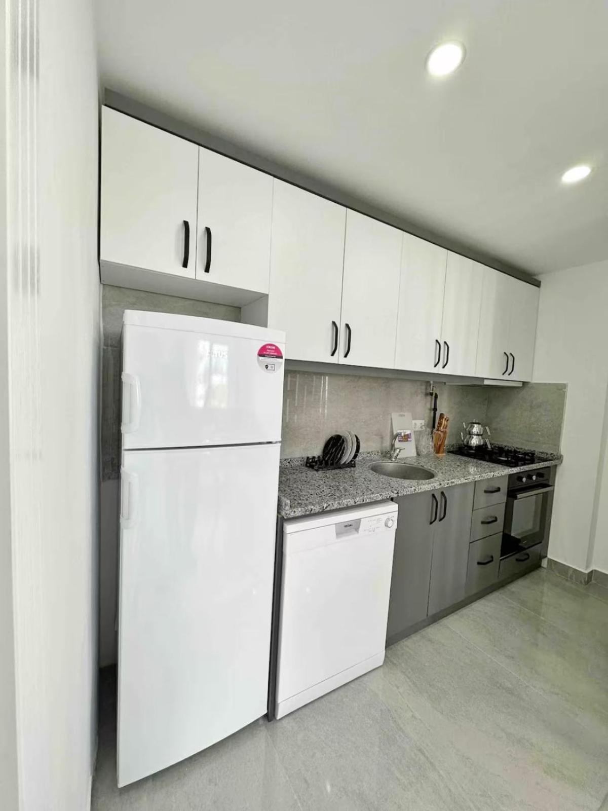 Sunny Escape, Just 400M From The Beach Daire